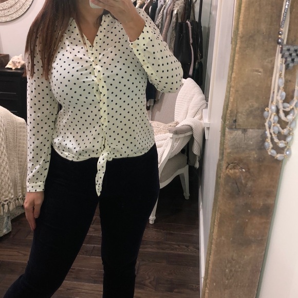 Talbots small petite cream polka dot tie front top - Picture 2 of 5